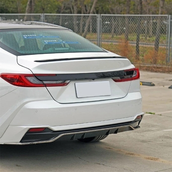 Baqaj spoyleri Toyota Camry 2023-2025